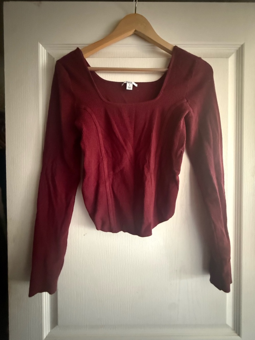 Bar III Ribbed Scoop Neck Long Sleeve Top in Burgundy